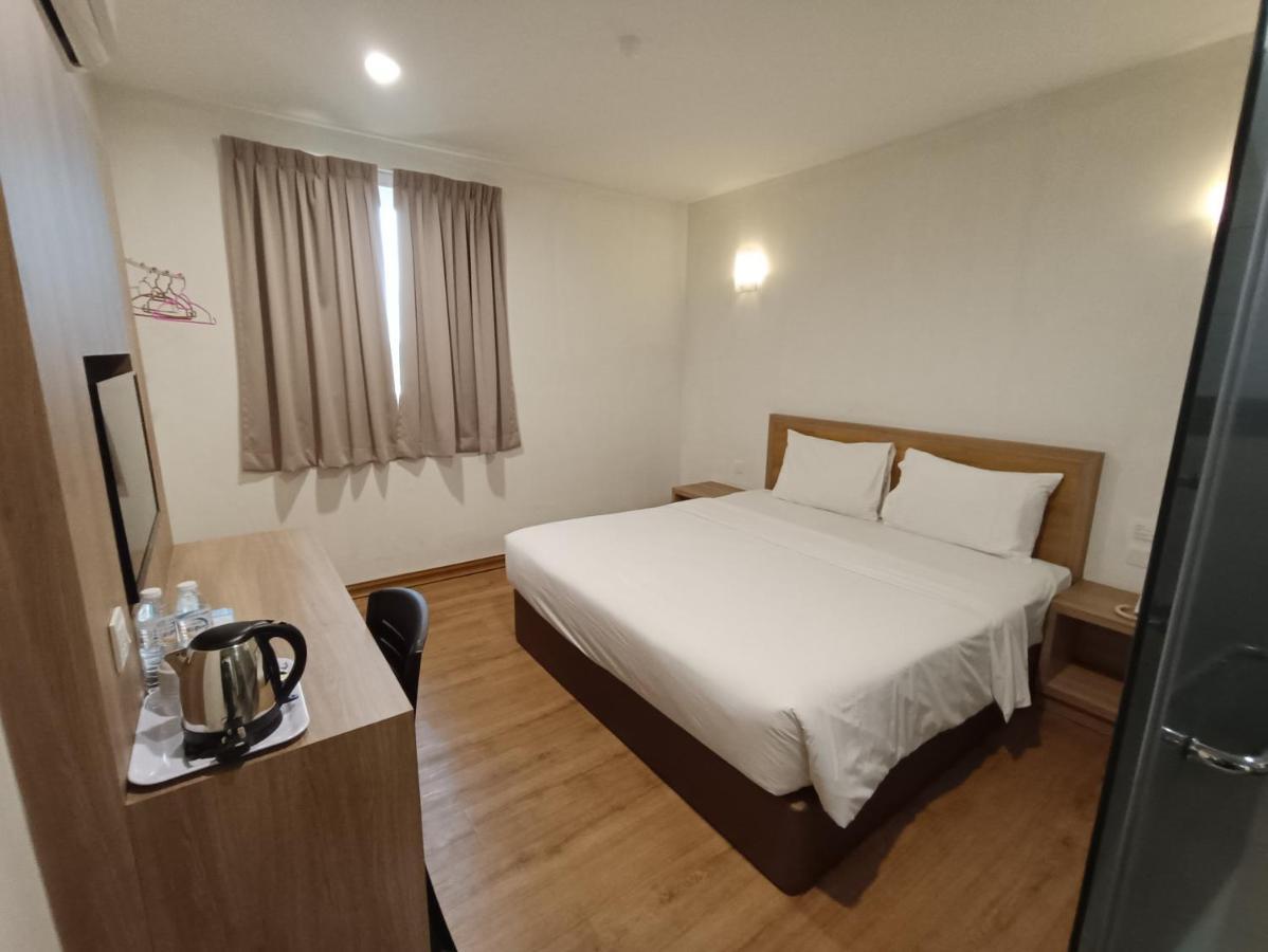 Greencity Hotel Sungai Petani Esterno foto