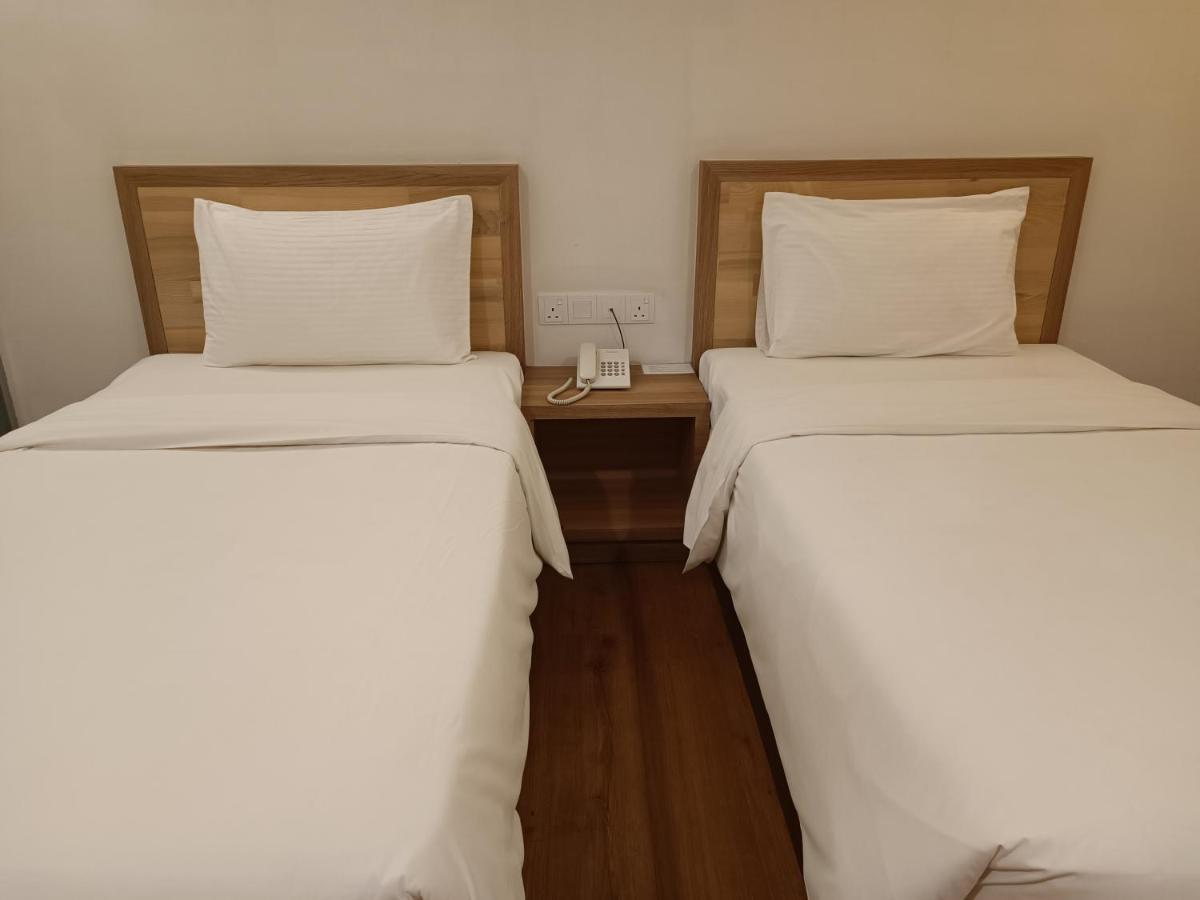 Greencity Hotel Sungai Petani Esterno foto