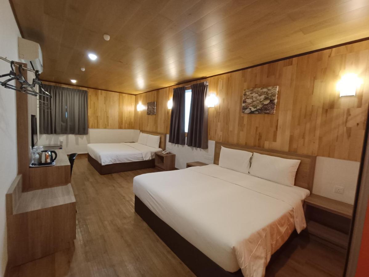 Greencity Hotel Sungai Petani Esterno foto
