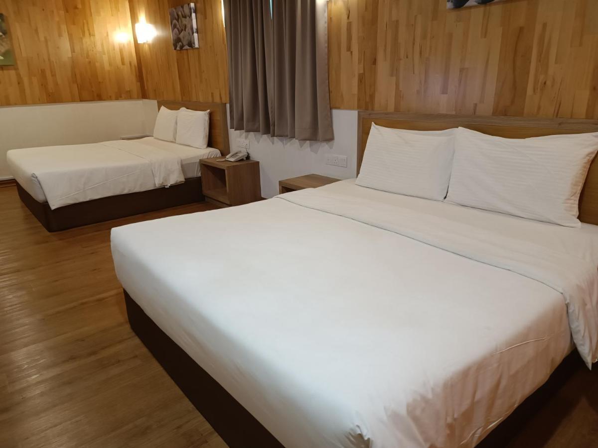 Greencity Hotel Sungai Petani Esterno foto