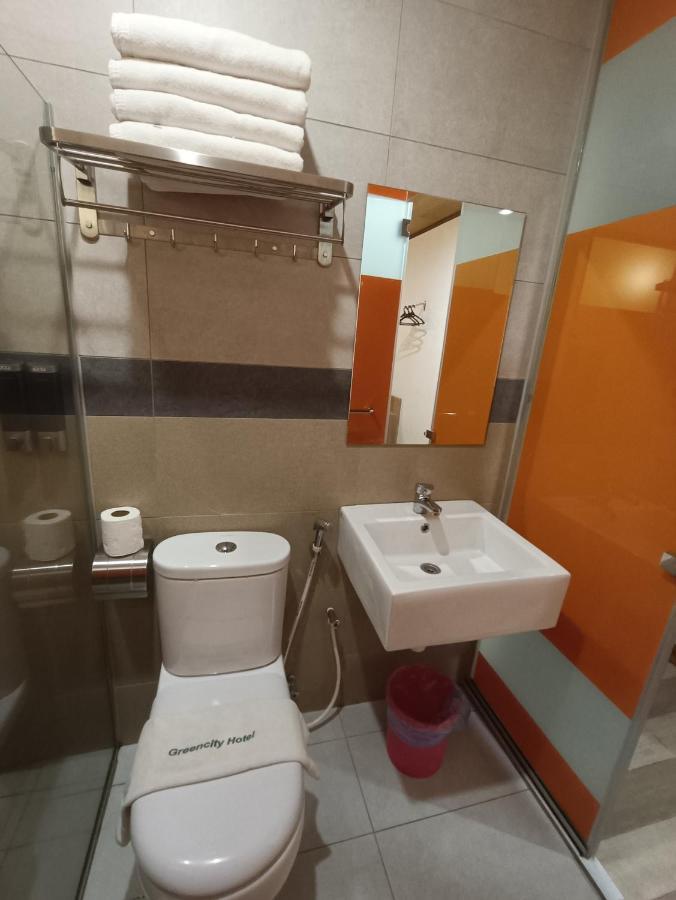 Greencity Hotel Sungai Petani Esterno foto
