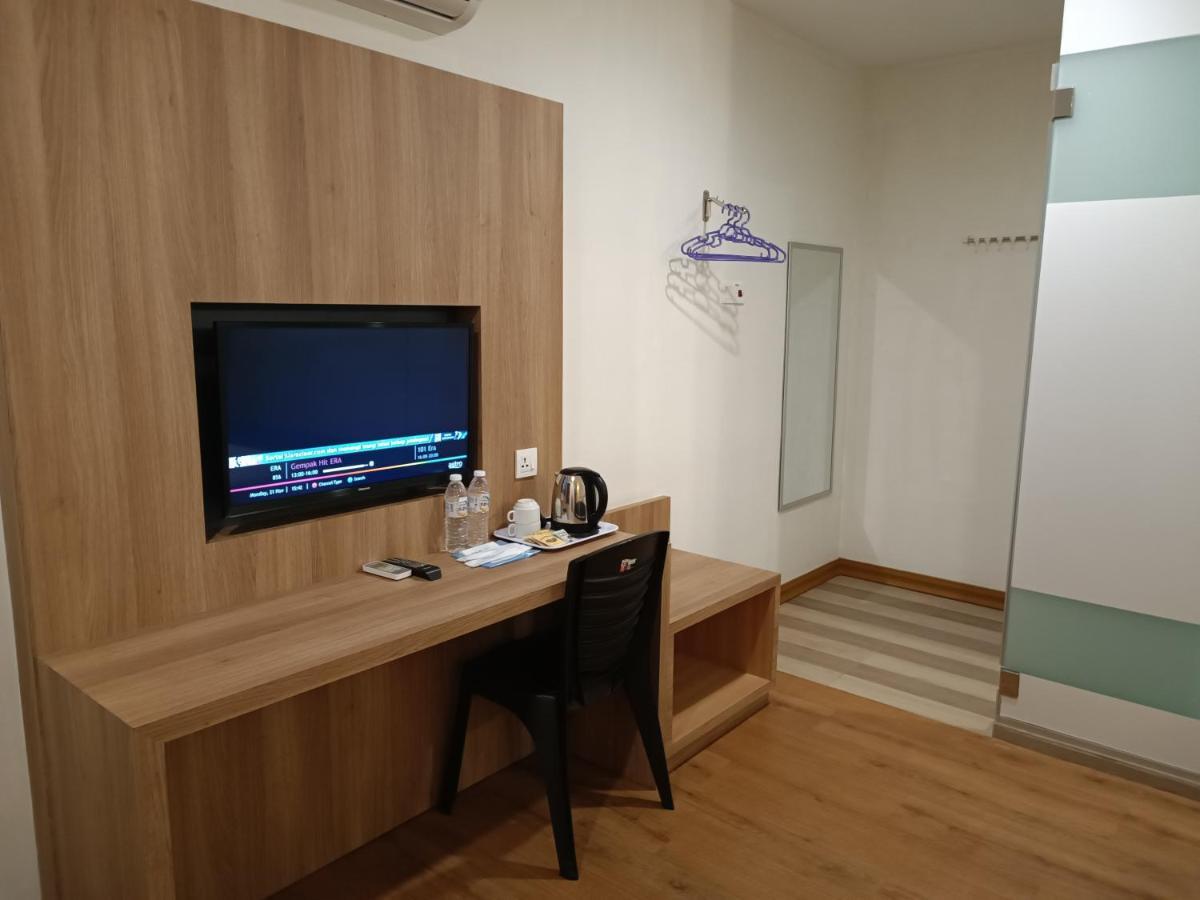 Greencity Hotel Sungai Petani Esterno foto