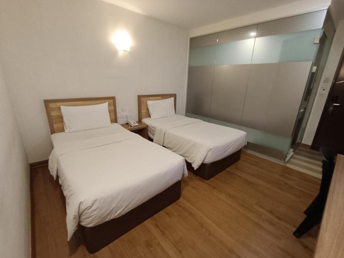 Greencity Hotel Sungai Petani Esterno foto