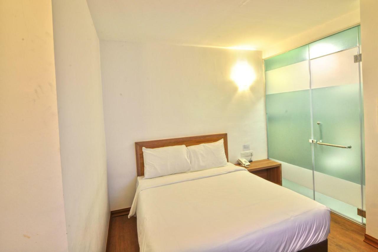 Greencity Hotel Sungai Petani Esterno foto