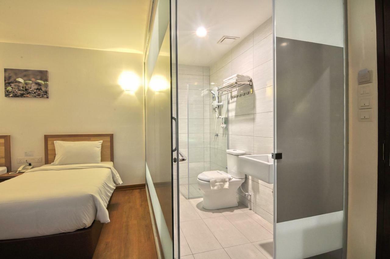 Greencity Hotel Sungai Petani Esterno foto