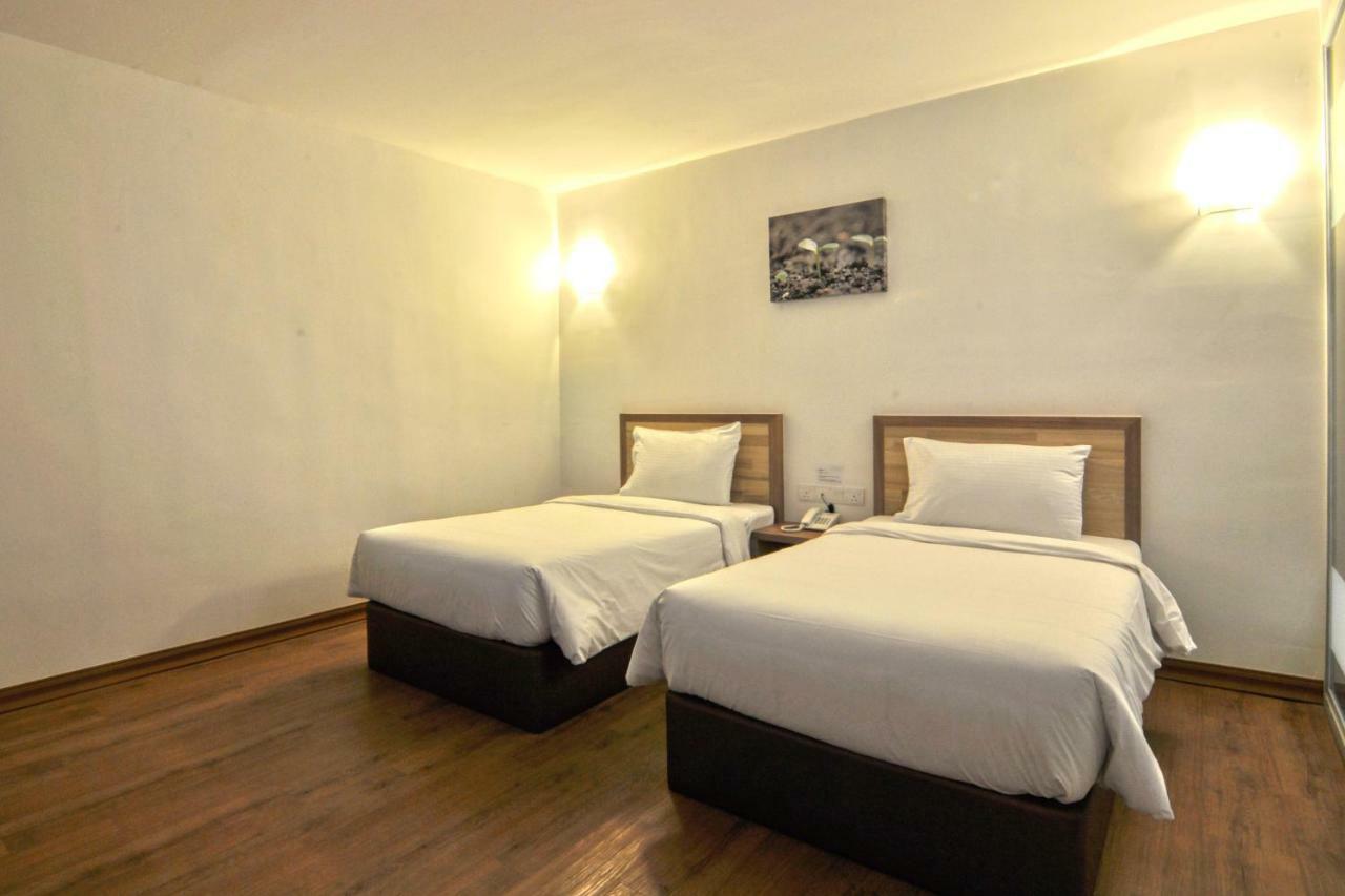 Greencity Hotel Sungai Petani Esterno foto