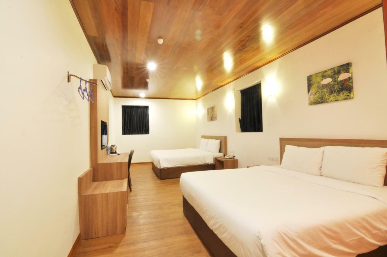 Greencity Hotel Sungai Petani Esterno foto